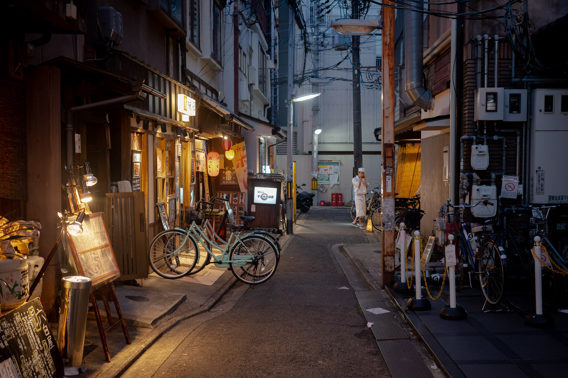Kyoto backstreet at night